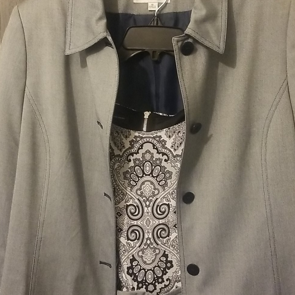 Two-piece Gray LeSuit